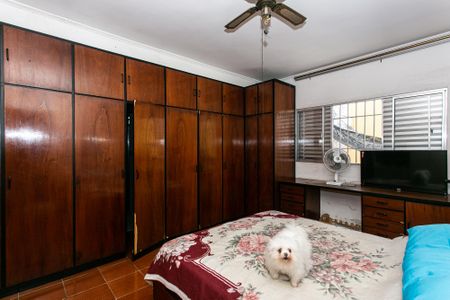 Casa à venda com 350m², 4 quartos e 8 vagasSuíte