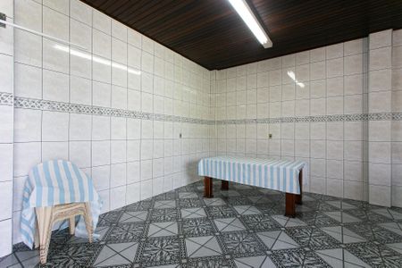 Casa à venda com 350m², 4 quartos e 8 vagasSalão de Festas