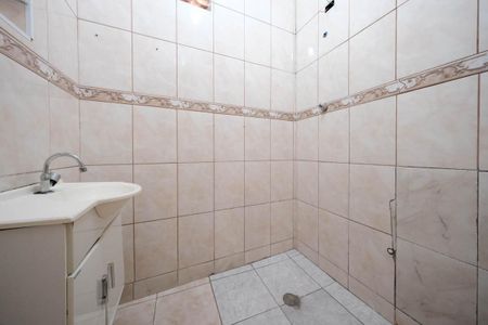 Banheiro de casa à venda com 2 quartos, 190m² em Jardim Lisboa, São Paulo