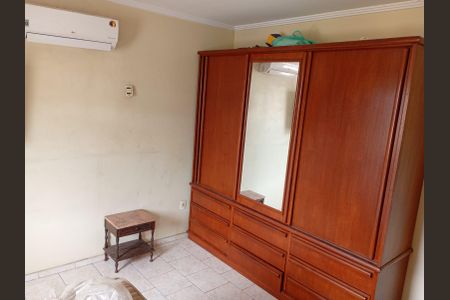 Casa para alugar com 3 quartos, 400m² em Anchieta, Nilópolis