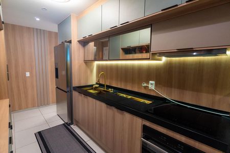 Apartamento para alugar com 132m², 4 quartos e 2 vagas Apartamento para alugar com 132m², 4 quartos e 2 vagasCozinha