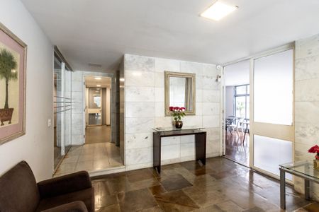 Apartamento à venda com 44m², 1 quarto e 1 vagaHall do Prédio