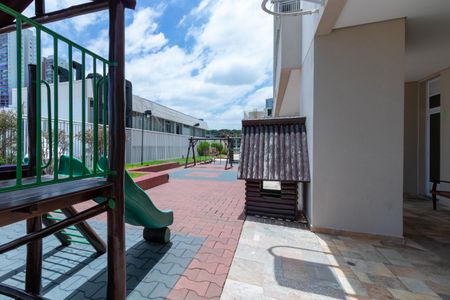 Apartamento à venda com 60m², 2 quartos e 1 vagaÁrea comum - Playground