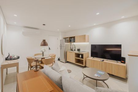 Sala de kitnet/studio para alugar com 1 quarto, 34m² em Pinheiros, São Paulo