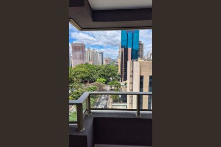 Varanda de kitnet/studio à venda com 1 quarto, 28m² em Indianópolis, São Paulo