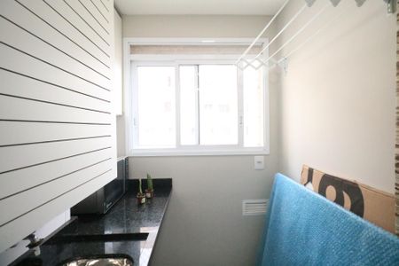 Apartamento para alugar com 45m², 2 quartos e 1 vagaÁrea de Serviço