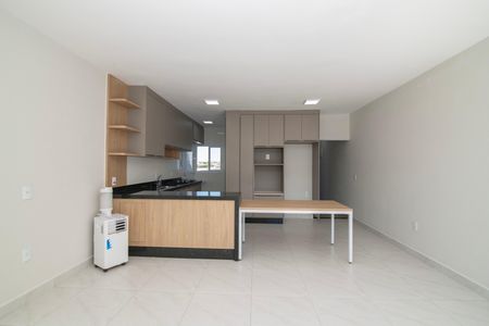 Sala de casa para alugar com 2 quartos, 95m² em Jardim Amanda I, Hortolândia