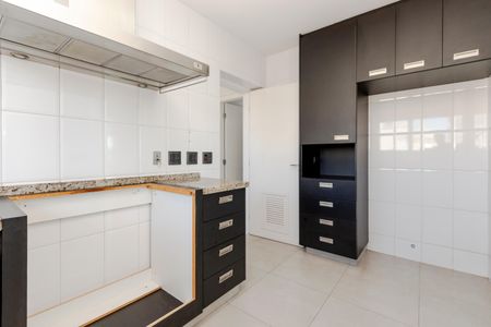 Apartamento à venda com 177m², 3 quartos e 4 vagasCozinha