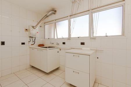 Apartamento à venda com 177m², 3 quartos e 4 vagasÁrea de Serviço