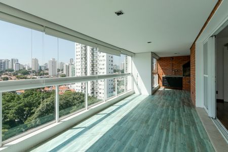 Apartamento à venda com 177m², 3 quartos e 4 vagasVaranda