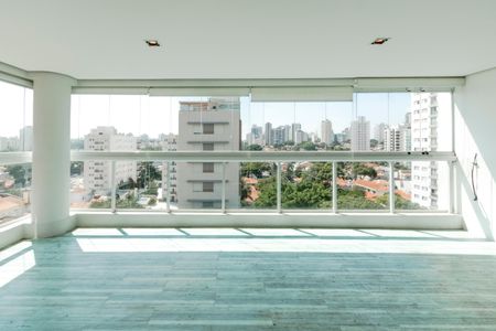 Apartamento à venda com 177m², 3 quartos e 4 vagasVaranda