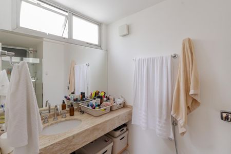 Apartamento para alugar com 125m², 3 quartos e 2 vagasBanheiro da Suíte