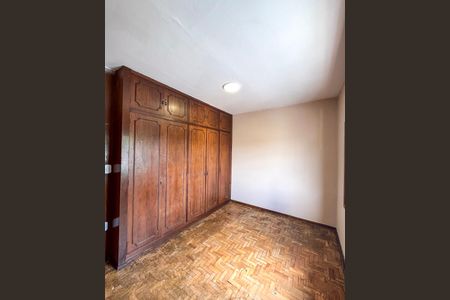 Quarto 2 de casa à venda com 3 quartos, 250m² em Sacomã, São Paulo