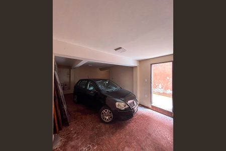 Casa à venda com 250m², 3 quartos e 2 vagasGaragem