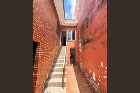 Casa à venda com 250m², 3 quartos e 2 vagasEntrada