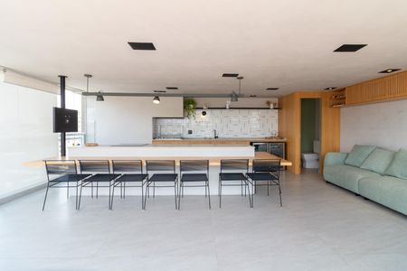 Apartamento à venda com 234m², 3 quartos e 3 vagas Apartamento à venda com 234m², 3 quartos e 3 vagasTerraço - Área de lazer