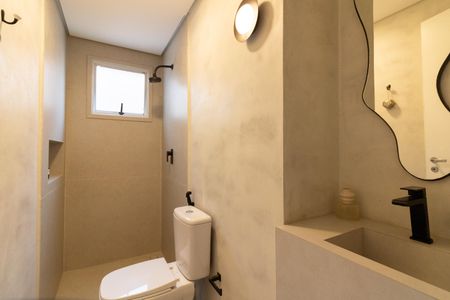 Apartamento à venda com 234m², 3 quartos e 3 vagas Apartamento à venda com 234m², 3 quartos e 3 vagasBanheiro da Suíte 1