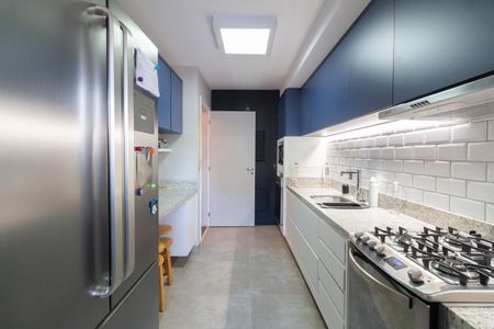 Apartamento à venda com 234m², 3 quartos e 3 vagas Apartamento à venda com 234m², 3 quartos e 3 vagasCozinha