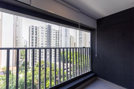 Studio para alugar com 39m², 1 quarto e sem vaga Studio para alugar com 39m², 1 quarto e sem vagaVaranda