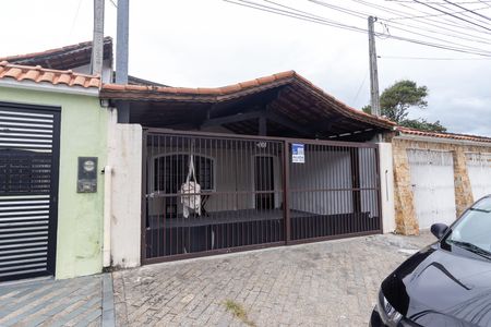Casa para alugar com 120m², 2 quartos e 1 vagaFachada