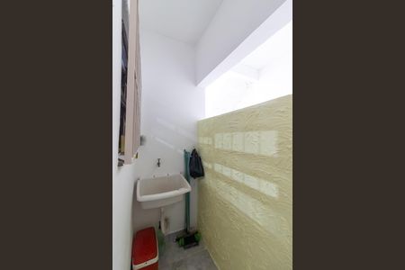 Casa para alugar com 120m², 2 quartos e 1 vagaÁrea de serviço