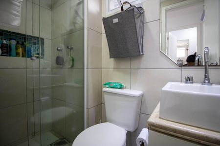 Apartamento para alugar com 66m², 2 quartos e 1 vagaBanheiro