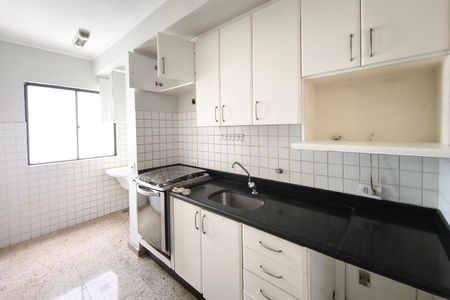 Apartamento para alugar com 72m², 2 quartos e 2 vagasCozinha