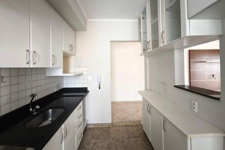Apartamento para alugar com 72m², 2 quartos e 2 vagasCozinha