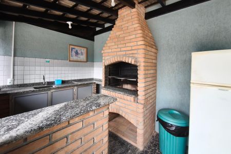 Apartamento para alugar com 72m², 2 quartos e 2 vagasÁrea comum - Garagem