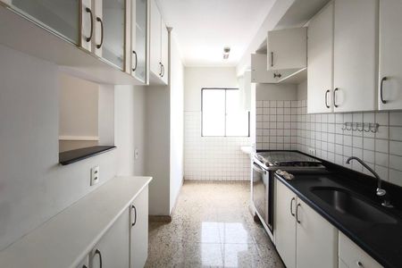Apartamento para alugar com 72m², 2 quartos e 2 vagasCozinha