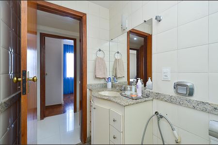 Apartamento à venda com 110m², 3 quartos e 2 vagasBanheiro Social