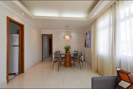 Sala Ambientes de apartamento à venda com 3 quartos, 110m² em Santo Antônio, Belo Horizonte