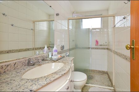 Apartamento à venda com 110m², 3 quartos e 2 vagasBanheiro Social