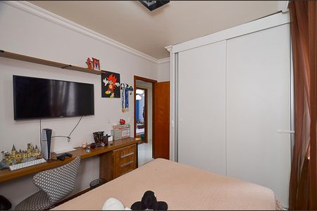 Apartamento à venda com 110m², 3 quartos e 2 vagasQuarto 2