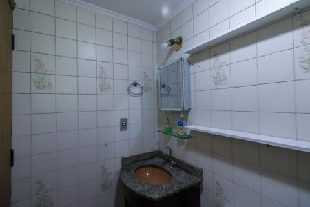 Banheiro de apartamento para alugar com 2 quartos, 56m² em São José, São Caetano do Sul