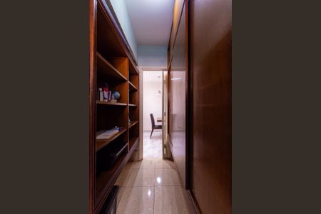 Apartamento à venda com 60m², 2 quartos e sem vaga Apartamento à venda com 60m², 2 quartos e sem vagaCorredor