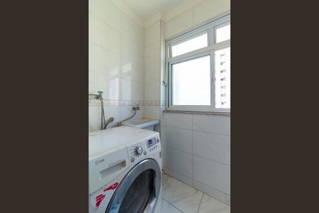 Apartamento à venda com 60m², 2 quartos e sem vaga Apartamento à venda com 60m², 2 quartos e sem vagaÁrea de serviço