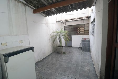 Casa à venda com 200m², 2 quartos e 2 vagasÁrea de Serviço