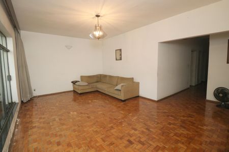 Sala de casa para alugar com 2 quartos, 128m² em Vila Assunção, Santo André