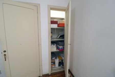 Casa à venda com 200m², 2 quartos e 2 vagasQuarto 1