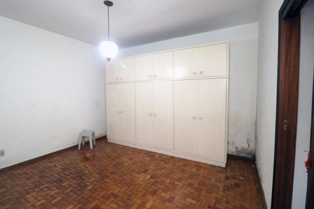 Casa à venda com 200m², 2 quartos e 2 vagasQuarto 1