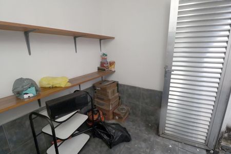 Casa à venda com 200m², 2 quartos e 2 vagasedícula