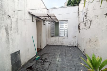 Casa à venda com 200m², 2 quartos e 2 vagasQuintal