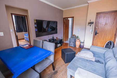 sala de apartamento para alugar com 3 quartos, 74m² em Heliópolis, Belo Horizonte