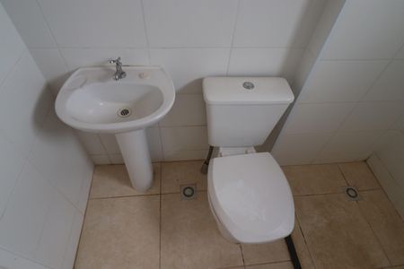 Apartamento para alugar com 43m², 2 quartos e 1 vaga Apartamento para alugar com 43m², 2 quartos e 1 vagaBanheiro