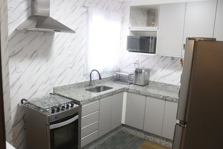 Apartamento à venda com 74m², 2 quartos e 1 vagaCozinha