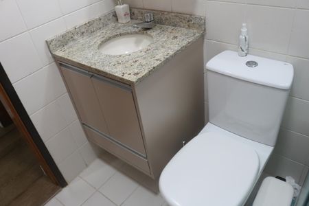 Apartamento à venda com 74m², 2 quartos e 1 vagaBanheiro