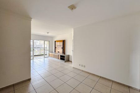Apartamento à venda com 105m², 3 quartos e 2 vagasSala