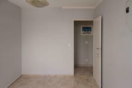 Apartamento à venda com 57m², 2 quartos e 1 vagaQuarto 02