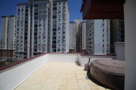 Apartamento à venda com 215m², 3 quartos e 1 vagaCobertura